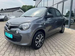 Grau Gebraucht 2018 Renault Twingo Life Kleinwagen | 8.450 € (Fairer Preis)