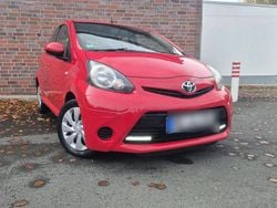 Rot Gebraucht 2014 Toyota 4 Runner SUV | 3.990 €