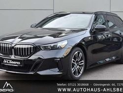 Black sapphire Gebraucht 2024 BMW 520 M Sport Kombi | 47.900 € (Etwas zu teuer)