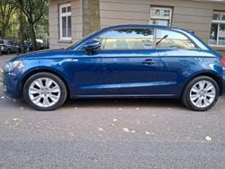 Blau Gebraucht 2011 Audi A1 Kleinwagen | 3.990 € (Etwas zu teuer)