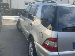 Gebraucht 2004 Mercedes ML270 SUV | 3.900 € (Etwas zu teuer)