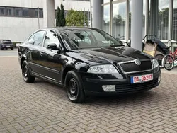 Schwarz Gebraucht 2006 Skoda Octavia Ambiente Limousine | 3.000 € (Fairer Preis)