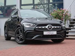 Schwarz Gebraucht 2021 Mercedes GLA200 SUV | 33.900 € (Fairer Preis)