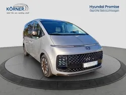 Silber Gebraucht 2023 Hyundai Staria Signature Van | 46.900 € (Fairer Preis)