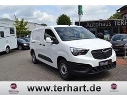 Weiss Gebraucht 2021 Opel Combo Van / Kleinbus | 14.790 € (Fairer Preis)