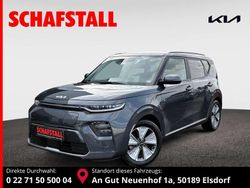 Grau ((kdg) gravitygrau met.) Gebraucht 2022 Kia Soul EV 3 SUV | 23.879 € (Guter Preis)