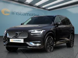 Grau Gebraucht 2024 Volvo XC90 Plus SUV | 64.449 € (Fairer Preis)