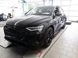 Schwarz Gebraucht 2022 Audi e-tron Black Edition SUV | 35.700 € (Guter Preis)