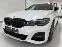 Weiß Gebraucht 2021 BMW 320 M Sport Limousine | 25.850 € (Superpreis)
