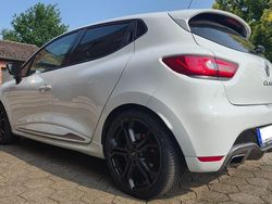 Weiß Gebraucht 2015 Renault Clio IV R.S. Kleinwagen | 12.995 € (Fairer Preis)