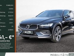Schwarz Gebraucht 2023 Volvo V60 CC Ultimate Kombi | 35.890 € (Guter Preis)