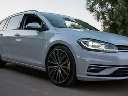 Weiß Gebraucht 2017 VW Golf VII Kombi | 14.700 € (Fairer Preis)