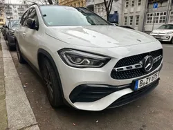 Weiß Gebraucht 2024 Mercedes GLA250 SUV | 39.950 € (Superpreis)