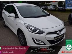 Polar white / sol Gebraucht 2017 Hyundai i30 Classic Kombi | 9.900 € (Guter Preis)