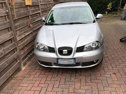 Grau Gebraucht 2005 Seat Ibiza Kleinwagen | 1.000 € (Fairer Preis)