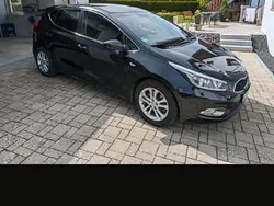 Schwarz Gebraucht 2014 Kia Ceed Spirit Limousine | 6.900 € (Guter Preis)