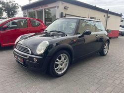 Schwarz Gebraucht 2003 Mini ONE Kleinwagen | 3.890 € (Fairer Preis)