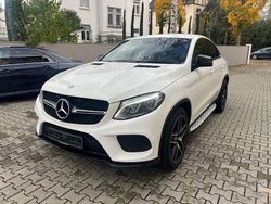 Weiß Gebraucht 2015 Mercedes GLE350 AMG line SUV | 30.000 €