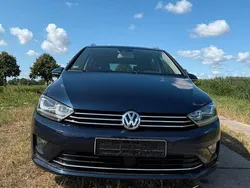 Blau Gebraucht 2015 VW Golf Sportsvan Van / Kleinbus | 10.450 € (Guter Preis)