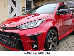 Karminrotmetallic (metallic) Gebraucht 2024 Toyota Yaris Edition Kleinwagen | 39.900 € (Fairer Preis)