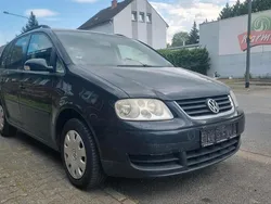 Schwarz Gebraucht 2003 VW Touran Van / Kleinbus | 1.399 € (Guter Preis)