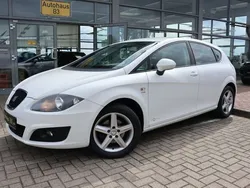 Weiß Gebraucht 2011 Seat Leon Copa Limousine | 2.992 € (Guter Preis)