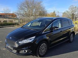 Schwarz Gebraucht 2019 Ford S-MAX S Van / Kleinbus | 13.700 € (Superpreis)