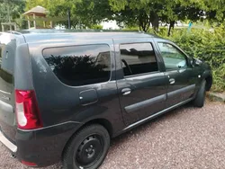 Grau Gebraucht 2012 Dacia Logan Limousine | 6.250 €