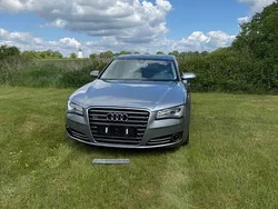 Silber Gebraucht 2011 Audi A8 Performance Limousine | 21.990 € (Etwas zu teuer)