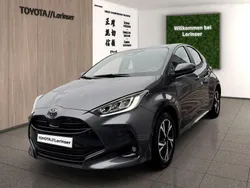 Grau Neu 2025 Toyota Yaris Hybrid Limousine | 27.490 € (Fairer Preis)