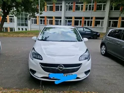 Weiß Gebraucht 2017 Opel Corsa Edition Kleinwagen | 6.750 € (Guter Preis)