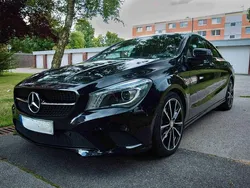 Schwarz Gebraucht 2013 Mercedes CLA180 Urban Limousine | 14.900 € (Fairer Preis)