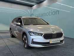 Grau Gebraucht 2025 Skoda Superb Selection Kombi | 44.290 €