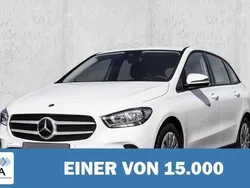 Weiß Gebraucht 2021 Mercedes B180 Van / Kleinbus | 27.190 € (Etwas zu teuer)