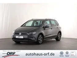 Grau Gebraucht 2018 VW Golf Sportsvan Join Van / Kleinbus | 18.780 € (Teuer)