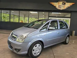 Silber Gebraucht 2008 Opel Meriva Edition Van / Kleinbus | 2.950 € (Teuer)