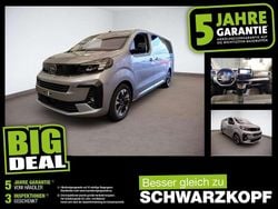 Silber Gebraucht 2024 Opel Zafira Life Van / Kleinbus | 31.980 € (Guter Preis)