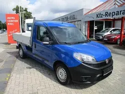 Blau (bleu line (uni)) Gebraucht 2018 Fiat Doblò Van / Kleinbus | 10.950 € (Teuer)