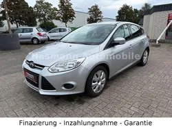 Silber Gebraucht 2012 Ford Focus Trend Limousine | 6.499 € (Fairer Preis)