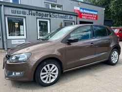 Braun Gebraucht 2012 VW Polo Style Kleinwagen | 5.299 € (Guter Preis)