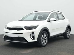 Schneeweiß Gebraucht 2025 Kia Stonic Vision SUV | 18.380 € (Fairer Preis)