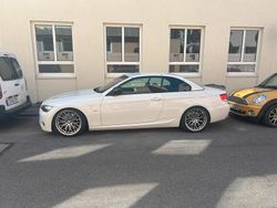 Weiß Gebraucht 2009 BMW 335 Cabriolet M Performance Cabrio | 24.500 € (Etwas zu teuer)