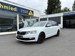 Bila moon/moon white Gebraucht 2019 Skoda Octavia Soleil Kombi | 18.990 € (Etwas zu teuer)