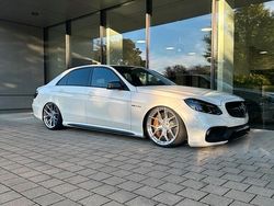 Weiß Gebraucht 2013 Mercedes E63S AMG AMG Limousine | 45.500 €