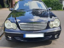 Schwarz Gebraucht 2006 Mercedes C200 Kombi | 4.000 € (Etwas zu teuer)