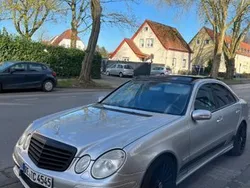 Silber Gebraucht 2003 Mercedes E500 Avantgarde Limousine | 11.900 € (Teuer)