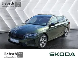 Andere farbe Gebraucht 2024 Skoda Octavia RS Kombi | 49.990 €