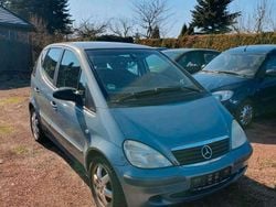 Blau Gebraucht 2002 Mercedes A140 Style Limousine | 2.499 €