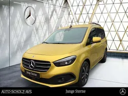 Limonitgelb metallic Gebraucht 2024 Mercedes T180 Progressive Van / Kleinbus | 29.521 € (Fairer Preis)