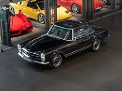 Schwarz Gebraucht 1970 Mercedes SL280 Cabrio | 98.000 €
